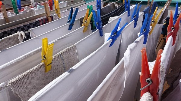Étendoirs à linge résistants : solidité et durabilité garanties